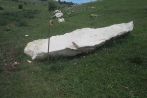 Monolito* Legaireko Erreka  (Junio 2020)