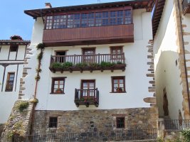 Kapitangoa Jauregia Leintz Gatzagan