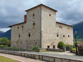 Otalora Dorretxea Aozaratzan