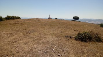 Arrato (887m) gainaldea