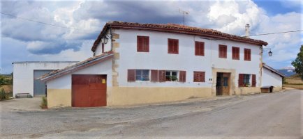 Ulako Andra Maria Baseliza