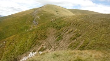 Mendizar (1323m) ekialdetik igotzen