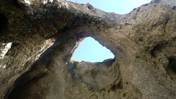 Portupekoleze haitzuloa