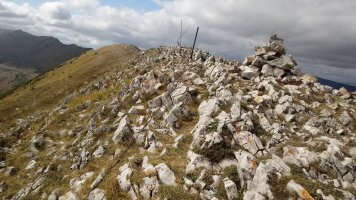 Txurregi (1125m), ekialdeko muturra mendebalderantz begira