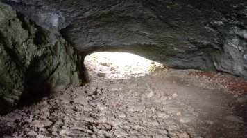 San Adrian haitzuloa