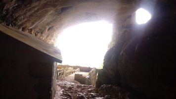 San Adrian haitzuloa