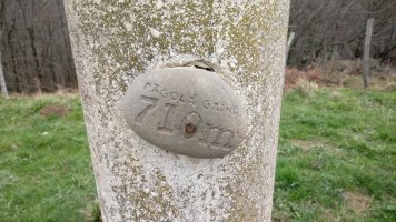 Pagolagaña (710m) tontorreko plaka