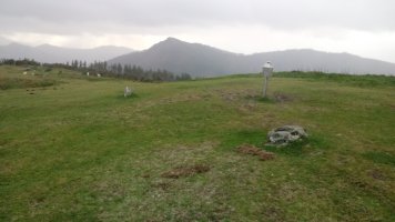 Akondia (749m) tontorra