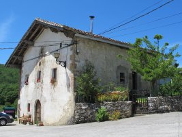 Etxea, Eritzegoiti-Atetz