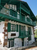 Iamotenea etxea, Bera