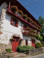 Agaramontea etxea, Bera