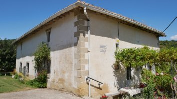 Beheko etxea, Bujanda