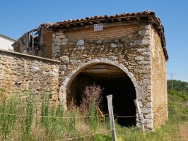 Eraikin berezia, Durruma Kanpezu