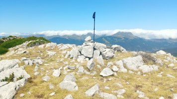 Ezkaurretxikia (1763m) lehen tontorra