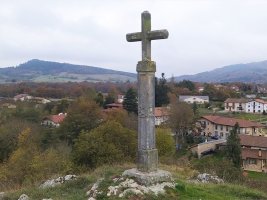 Gurutzea Eliza Ondoan