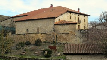 Etxea, Arriola-Asparrena