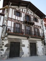 Plaza Zaharreko etxea, Lesaka