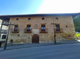 Bikuña Jauregia Legazpin