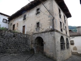 Lopez jauregia, Erronkari