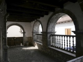 Lopez jauregia, Erronkari