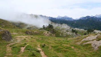 Erraizetik jaisten den lanbro isuria