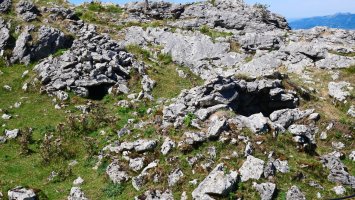 Arkuek Zabalegi lepoan