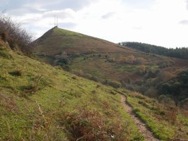 Zipar mendebaldetik ikusita