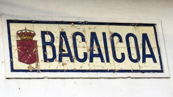 Herri sarreko kartela, Bakaiku