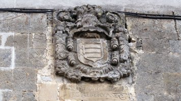 Kristobalena etxeko armarria, Bakaiku