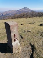 R10 mugarria, Manddale