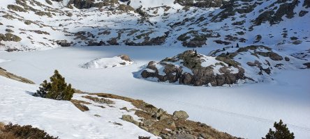 Bachimaña Goikoa urtegia izoztuta