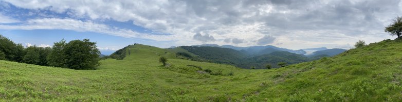 Agaotz eta Sarastarri Leizadiitik