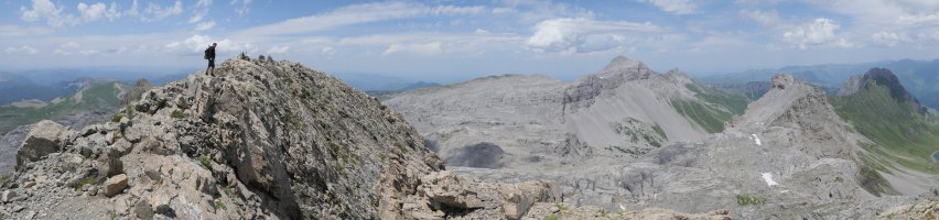 Hiru Erregeen Mahaia, tontorra