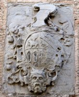 Guendulain jauregiko armarria, Zangoza