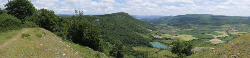 Kapitate tontorretik ekialdera begira