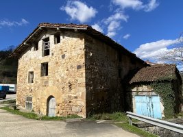 Ugarte Zar Dorretxea. Zegama