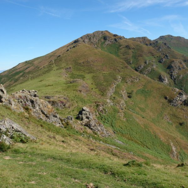 Hegoaldeko bizkarretik ikusita