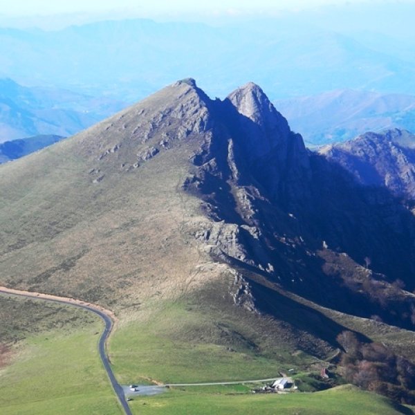 Iraututurre  Apatesarotik