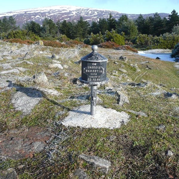 Buzoia.Atzean Gorbeia