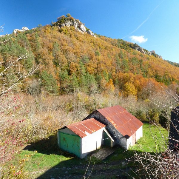 Laurenzeko errota, Beieguko malkarren azpian