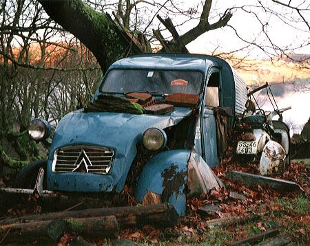 Citro?n & Vespa Azkuarako bidean