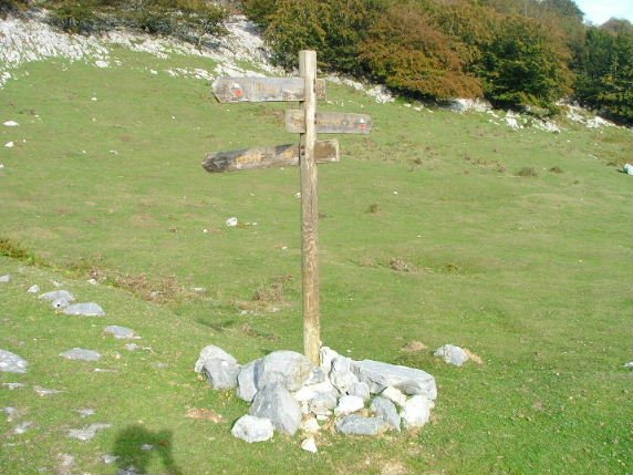 SE?AL A SEGUIR EN EL COLLADO DE PAGOZELAI