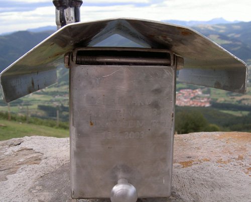 Buz?n de la hermita de Arrola