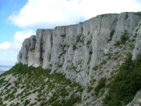 IMPONENTE VISTA DE LA SIERRA DE LOKIZ