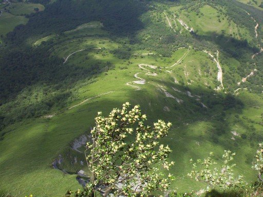 tontorreko beheko ikuspegia, behean Agiñigako igoera