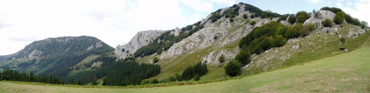 Orixol eta Ipizte Ipiztekoarriagatik Zabalaundira doan bidetik ikusita