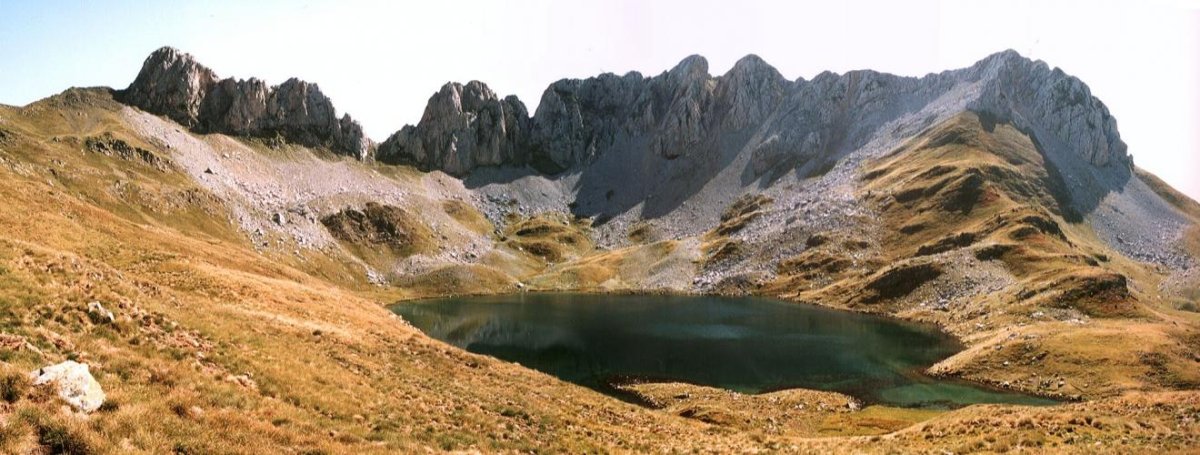 Atxeritoko iboia Larailleren magalean
