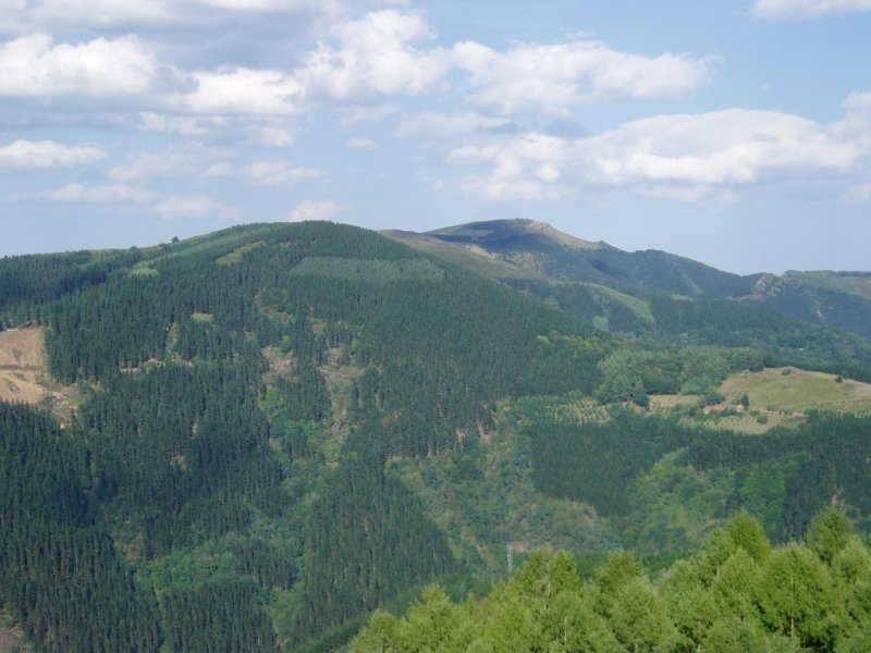 Mendebaldetik ikusita