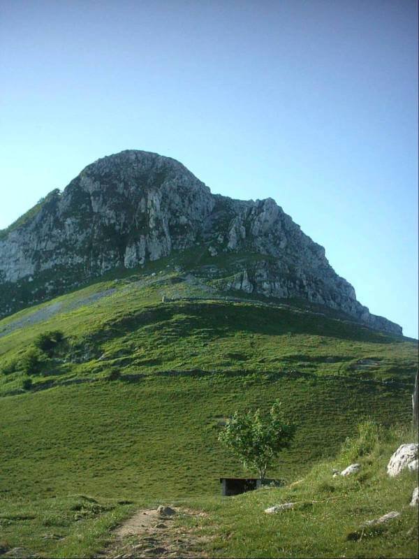 Ernio Zelatunetik ikusita