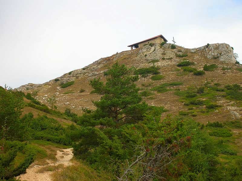 En breve alcanzaremos la ermita.